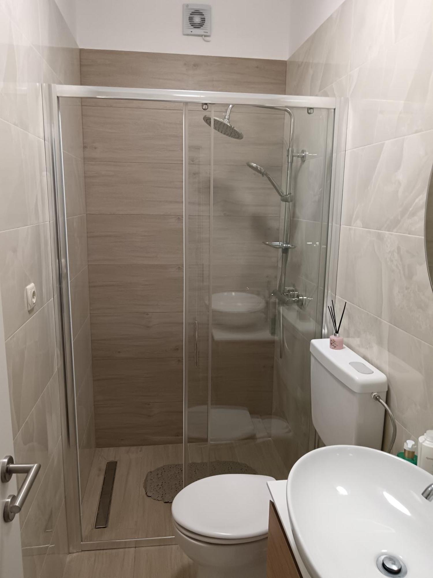 App Leo Apartment Palit Exterior photo