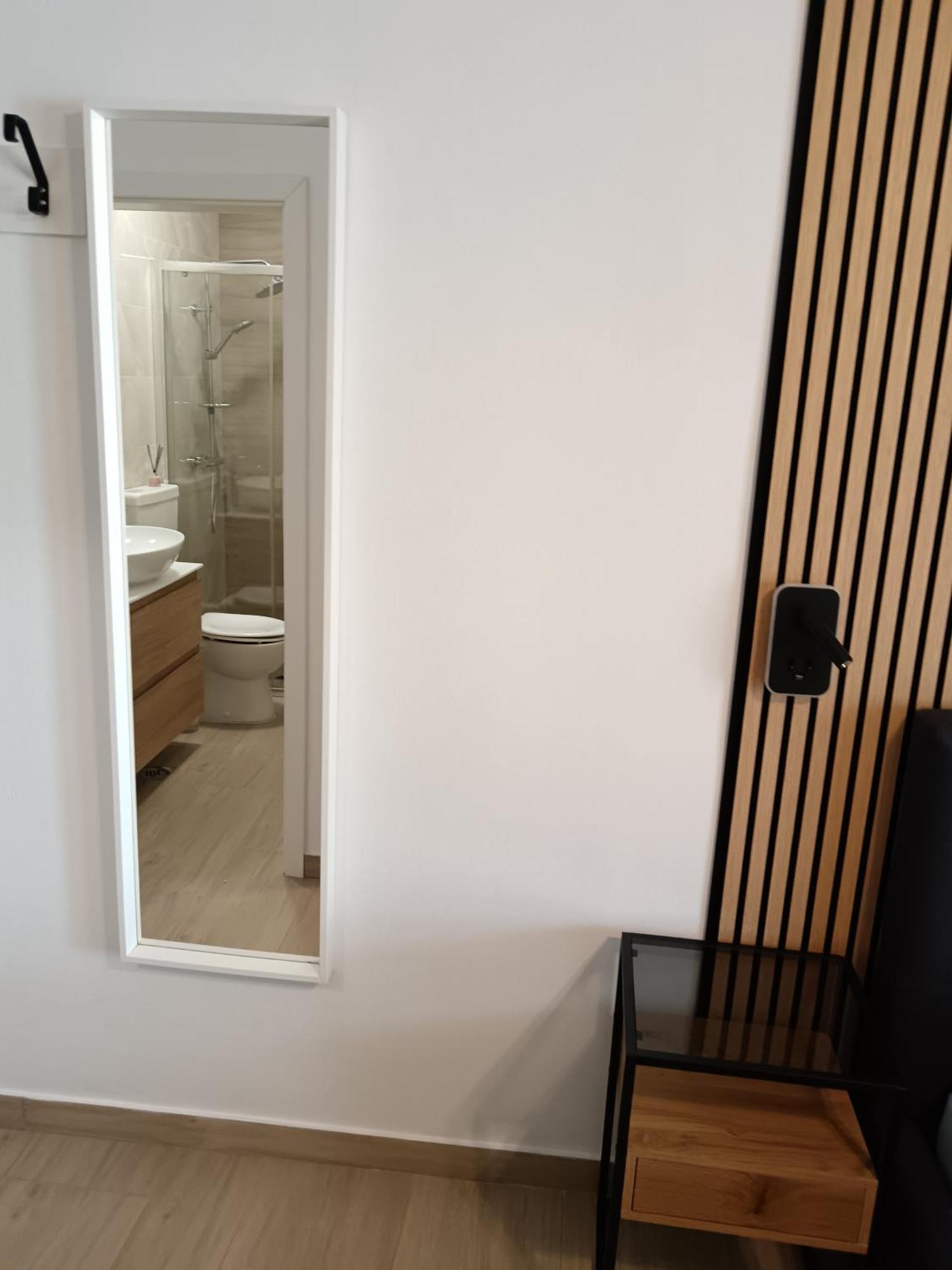 App Leo Apartment Palit Exterior photo